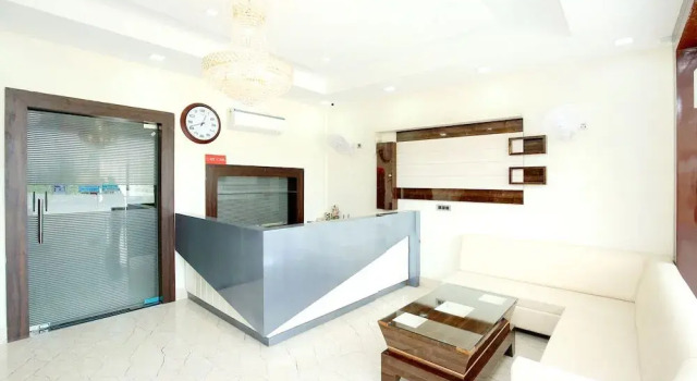 Hotel Grand Taj By OYO Rooms, Забронировать Отель Таннасар штат Харьяна