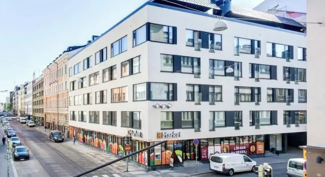 Luxurious 3-Br Apt with Balcony, Забронировать Отель Отели Хельсинки 3 звезды, рядом с Музей естественной истории Хельсинки, 3*