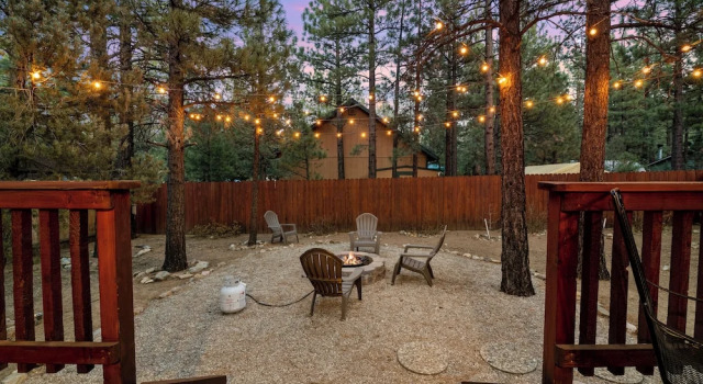Big Bear Den, Prenota Hotel Big Bear City San Bernardino Mountains