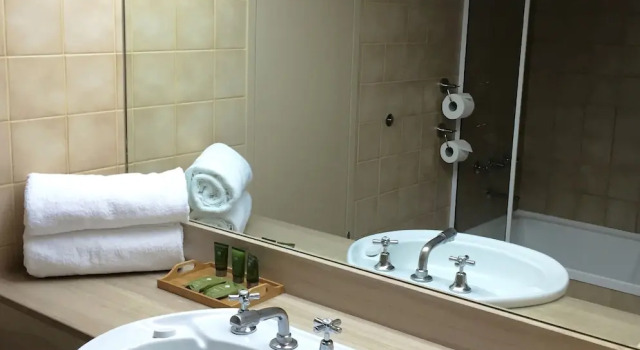 Номер Standard с балконом Best Western Plus Lord Forrest Hotel