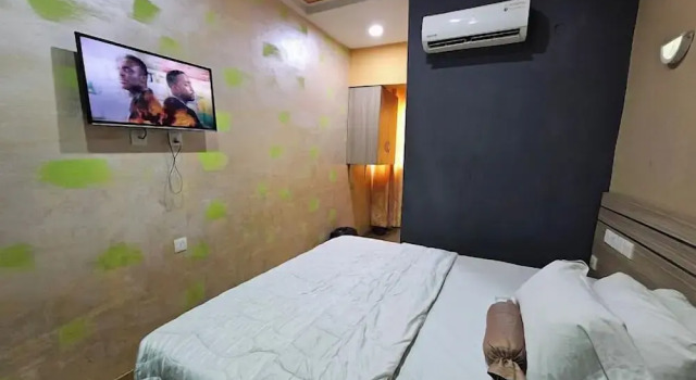 Номер Economy Watbridge Hotel and Suites