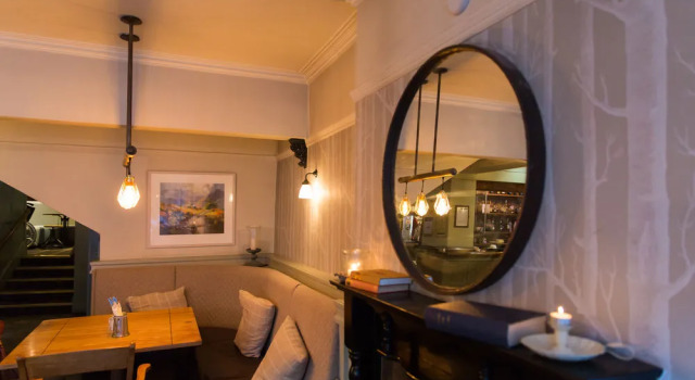 Royal Oak at Keswick, Забронировать Отель Кесвик Derwentwater, рядом с The Puzzling Place