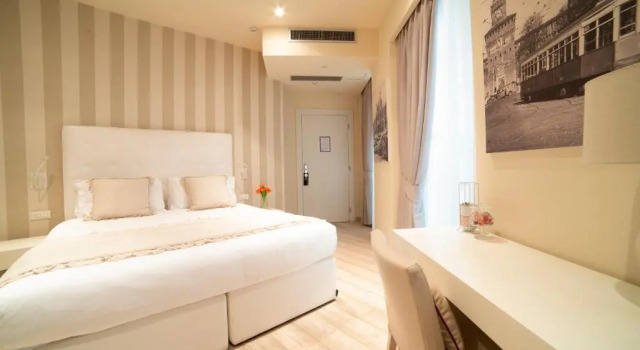 Двухместный номер Deluxe с балконом Rooms Milano Duomo