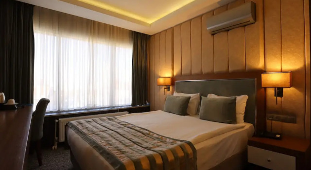 Royal Sweet Hotel