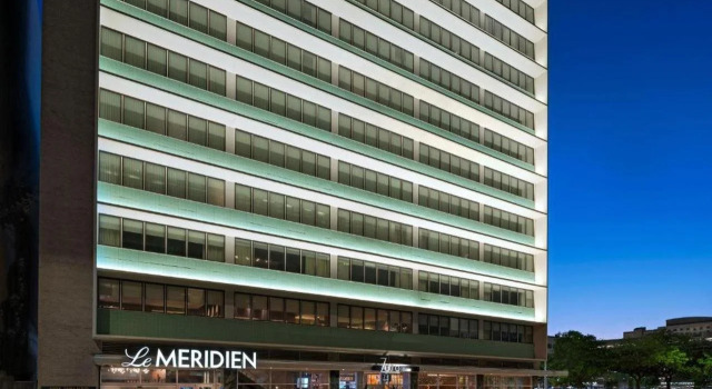 Le Meridien Houston Downtown, Забронировать Отель Бизнес-отели Хьюстона, рядом с Станция хьюстонского скоростного трамвая "Белл", 4* 5*