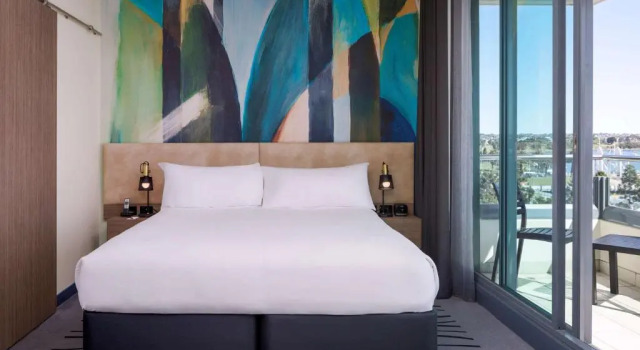 Двухместный номер Deluxe с видом на залив Novotel Geelong