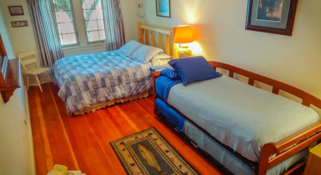 Номер Standard Lake Ripley Lodge w Lake Front Rooms, Grand Porch, Kayaks & Paddleboard