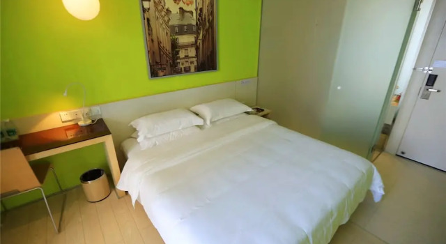 Двухместный номер Premium Colour Inn Shenzhen Shekou Branch