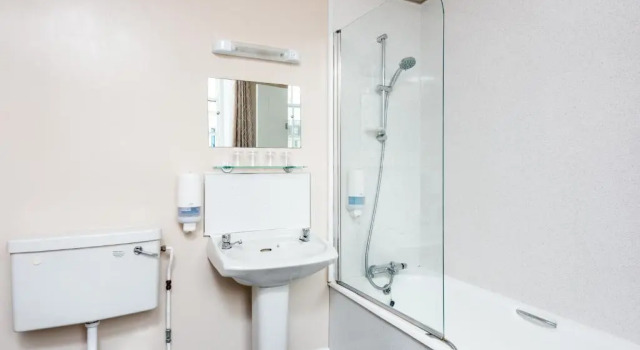 Семейный номер Standard The Esplanade Hotel