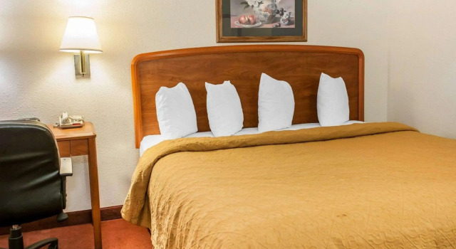Двухместный номер Standard Quality Inn South