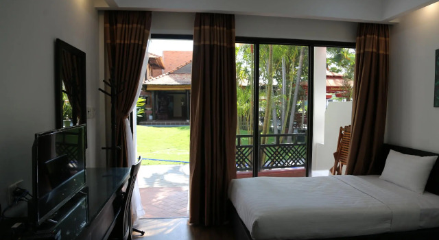 Sunshine Beach Resort