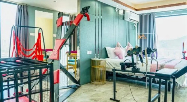Ultimate Couples Theme Homestay (Xianlin University City Wanda Mall), Prenota Hotel Nanchino Jiangsu
