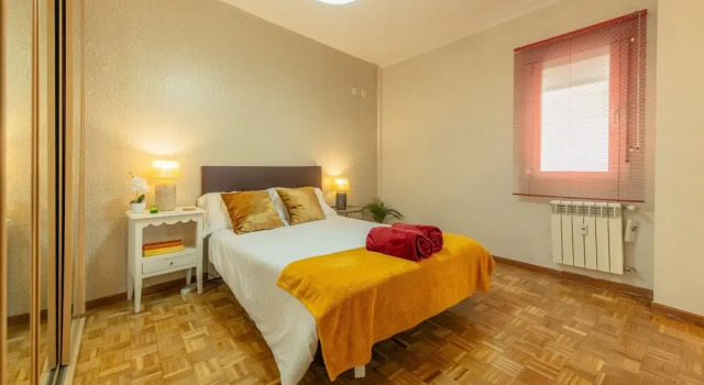 M Pvdp175 Amplio Apartamento de Tres Dormitorios, Забронировать Апартаменты/квартира Отели Мадрида с парковкой, рядом с Монастырь Энкарнасьон, Парковка