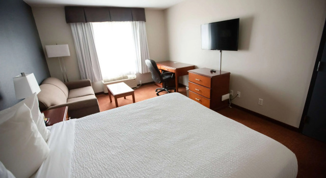Super 8 by Wyndham Whitecourt