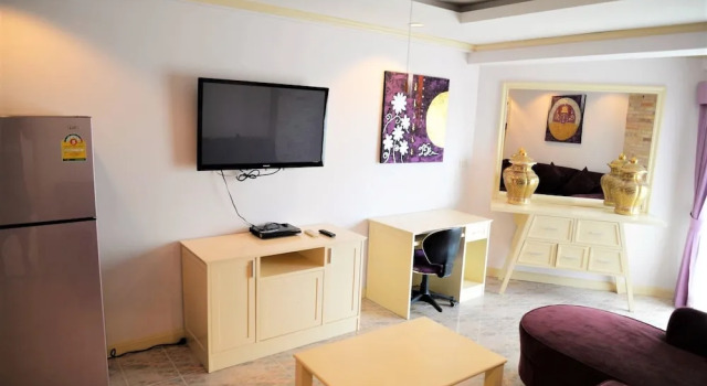 Апартаменты 1-bed Condo at Jomtien Beach - Sleeps 2