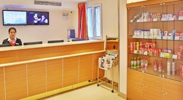 GreenTree Alliance Beijing Mingguang Bridge Hotel, Book Hotel Hoteller i Beijing Province med parkering, Parkering
