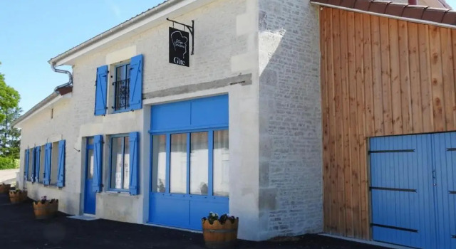 Gîte Colombey-les-Deux-Églises, 6 pièces, 10 personnes - FR-1-611-45, Rezervovat Hotel Colombey-les-deux-Églises 