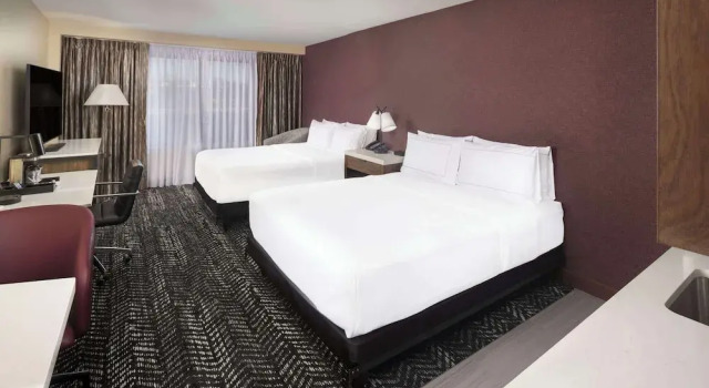 Номер Standard DoubleTree by Hilton Manhattan, KS