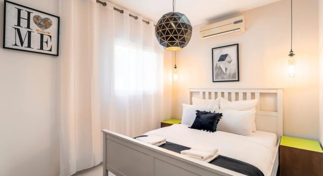Вилла с балконом YalaRent Villa Enorma with Private Pool