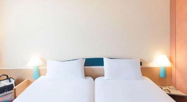 Трёхместный номер Standard ibis Luxembourg Sud