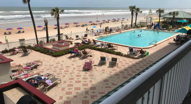 Полулюкс Daytona Beach Resort Condos