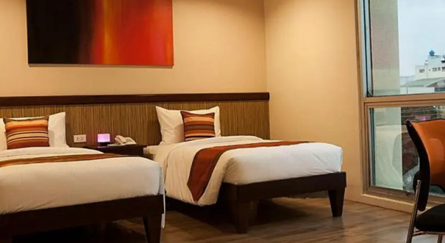 Номер Standard NS Royal Hotel