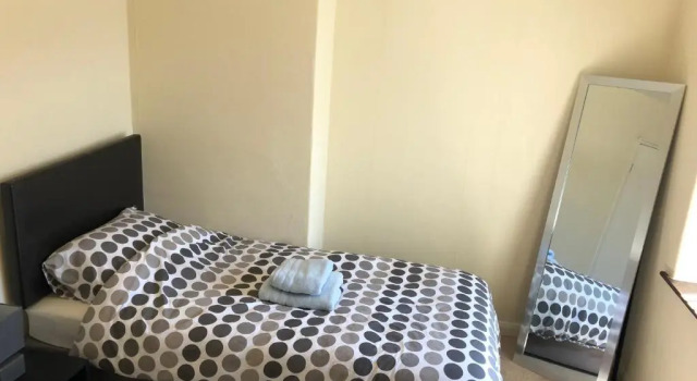 Коттедж Leavesley Holiday Home