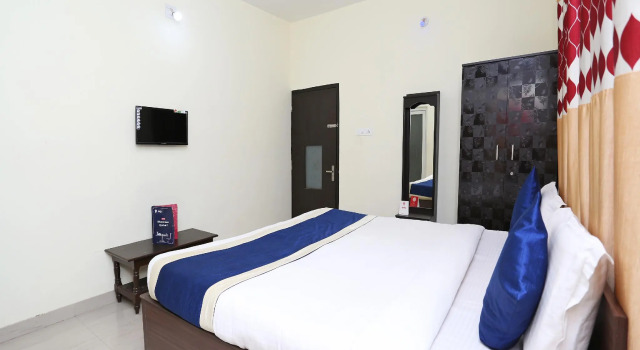 OYO 9548 Hotel Regent