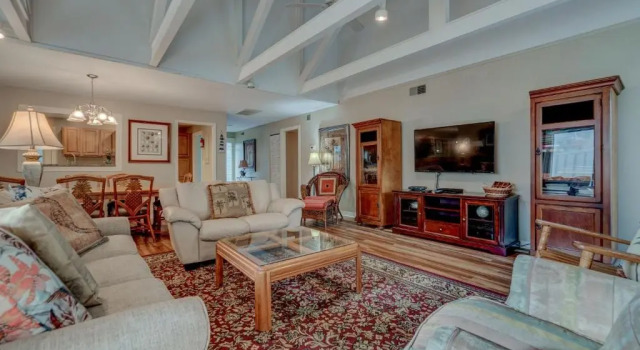 Queens Grant 671, 2 Bedrooms, Newly Renovated, Pool, Sleeps 6
