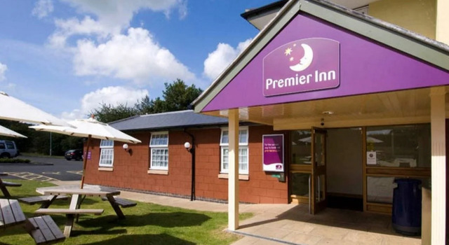 Premier Inn Silverstone, Забронировать Отель Отели Англии 3 звезды, 3*