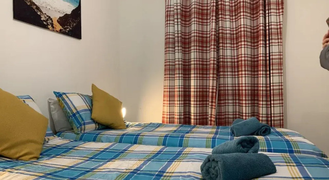 High street Flat