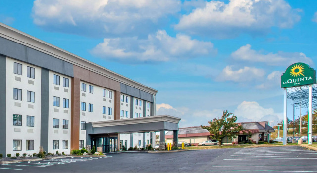 La Quinta Inn St. Louis Hazelwood, Rezerwuj Hotel Hazelwood Missouri