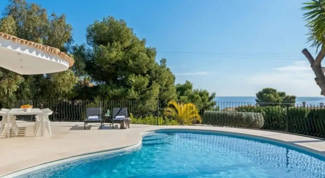 Вилла Huswell - Relax in luxury at this stunning seaside Villa