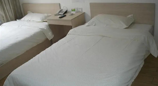 Yandao Dongfang Business Hotel Qingdao, Rezerwuj Hotel Qingdao Qingdao, w pobliżu Qingren Dam