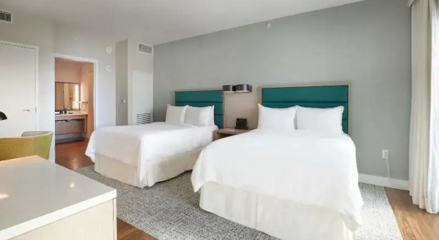 Четырёхместный номер Standard с красивым видом из окна Hotel Effie Sandestin, Autograph Collection