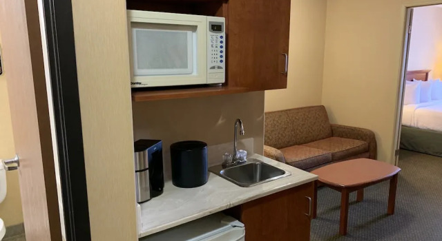 Двухместный люкс Business Merit Hotel & Suites