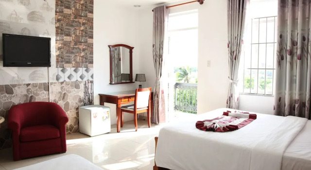 Трёхместный номер Deluxe Hoa Phat Hotel & Apartment