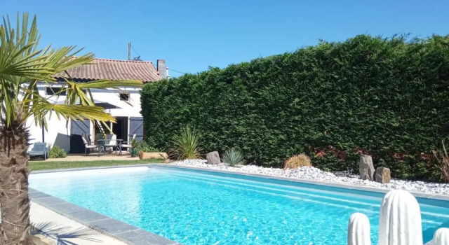 Двухместный номер Standard Le Mas des Vignes Chambres d hôtes et Suite en Vendée piscine chauffée