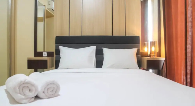 Camera Standard Spacious 1 BR at The Oasis Cikarang Apartment