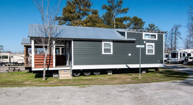 Sunset , River Rocks Landing With 3 Pools! 1 Bedroom Bungalow, Reserva ahora Casa o chalet Gadsden Alabama