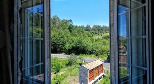 Четырёхместный номер Superior с видом на горы A Casa do Folgo Turismo Rural