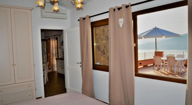 Two semi-detached houses in the immediate vicinity, for a total of three apartments on a 5-acre lot.-Villetta Zuccale 2, Book Apartment Capoliveri Elba