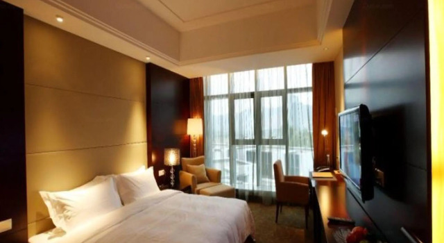 Люкс Deluxe Suzhou Qingshan Conference Center