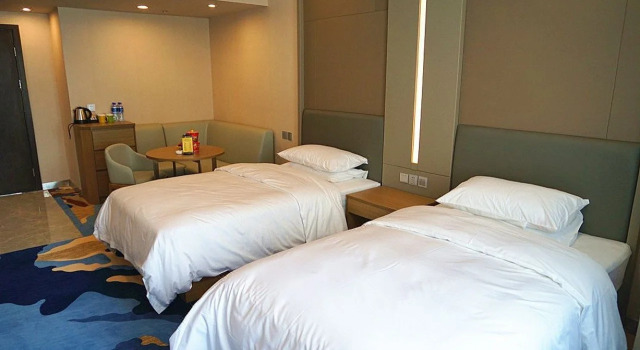 Zhongji Garland Hotel