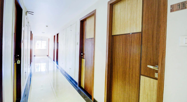 Townhouse OAK Seaons Hotel, Забронировать Отель Отели штата Махараштры с завтраком, Завтраки