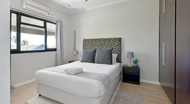 Charming One Bed Central Green Point Stadium, Забронировать Апартаменты/квартира Отели Cape Peninsula с парковкой, Парковка