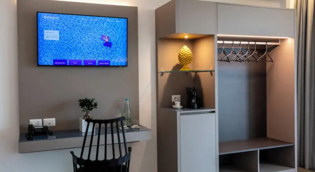 Четырёхместный номер Deluxe с балконом Riviera Del Sole Hotel Resort Spa