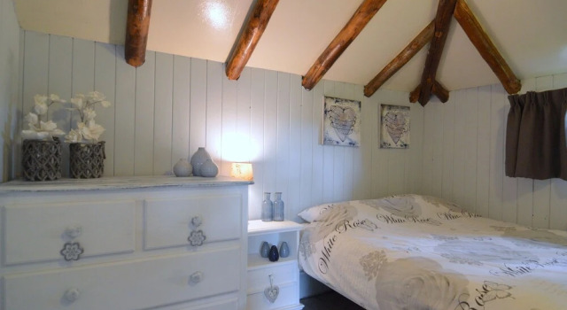 Charming Holiday Home in Hellendoorn Amidst the Forest, Забронировать Отель Отели Твенте с парковкой, Парковка
