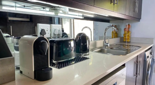 Апартаменты с 3 комнатами Clifton YOLO Spaces - Clifton Beachfront Apartments