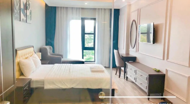 Номер Deluxe La Galerie Hotel